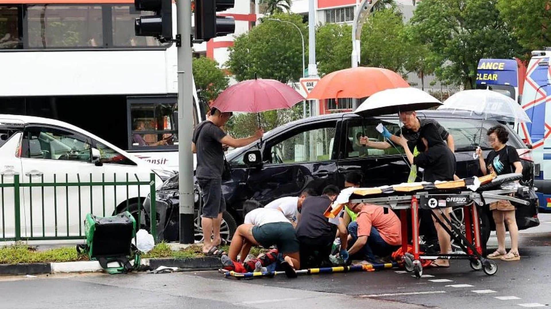 GrabFood delivery rider dies after a traffic accident in Hougang 