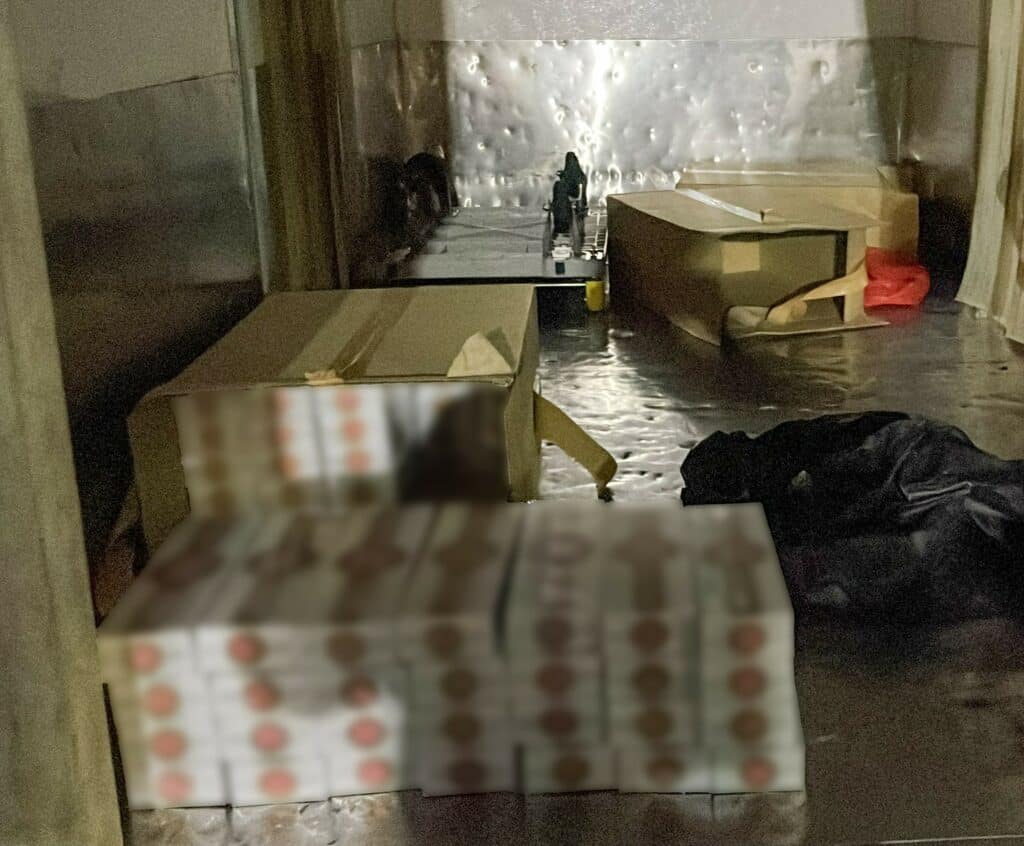 7 men arrested for trying to siam cigarettes and liquor tax by trying to transact through WeChat