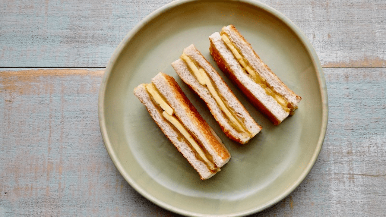 Oxford English Dictionary Adds “Alamak”, “Kaya” and “Tapau” to Its Lexicon