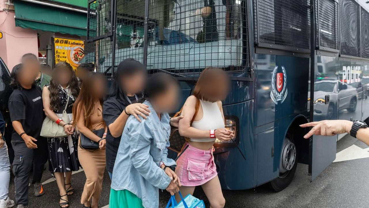 42 Women Arrested in Geylang Kopitiam Raid for Selling Lottery, Providing Massages and Escort Services