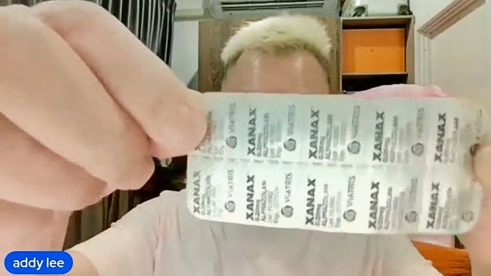 Addy Lee revealed that he was suffering from depression and needed to take medication during a livestream.