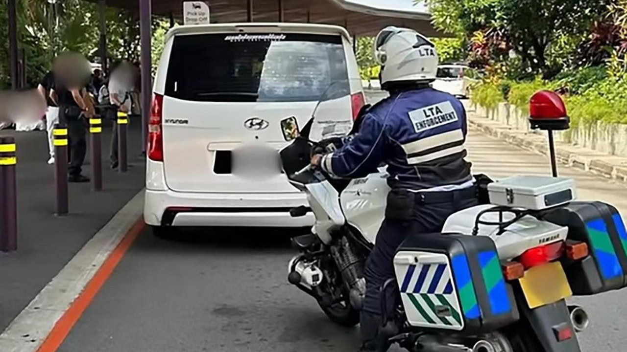 8 Foreign Drivers Caught for Illegally Ferrying Tourists in Singapore, Cars Seized