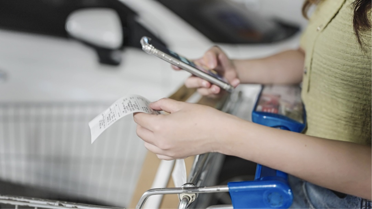 New NTUC Initiative Offers Up To $120 E-Vouchers to Aid Families with Living Costs