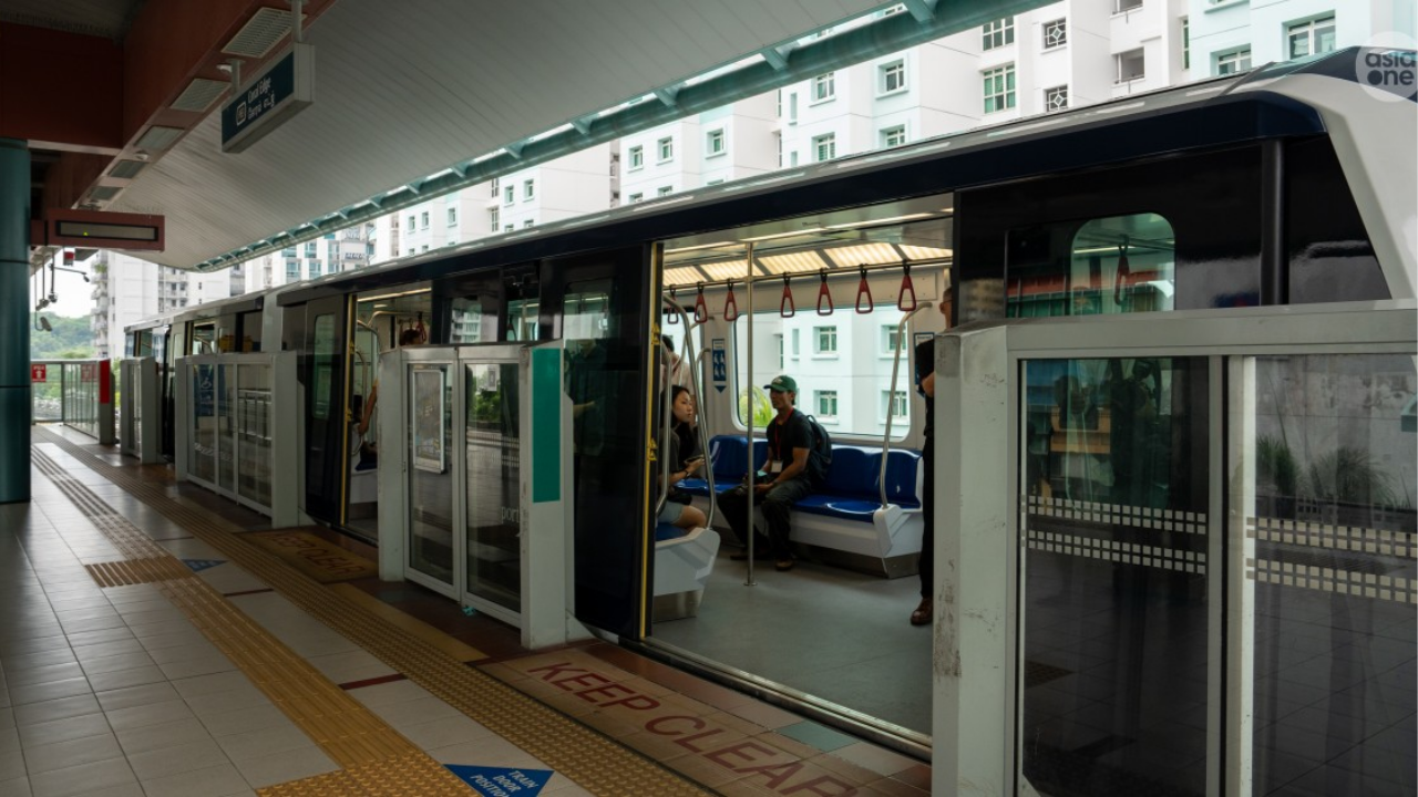 LTA and SBS Transit Roll Out Modernised Two-Car Trains for Sengkang-Punggol LRT System