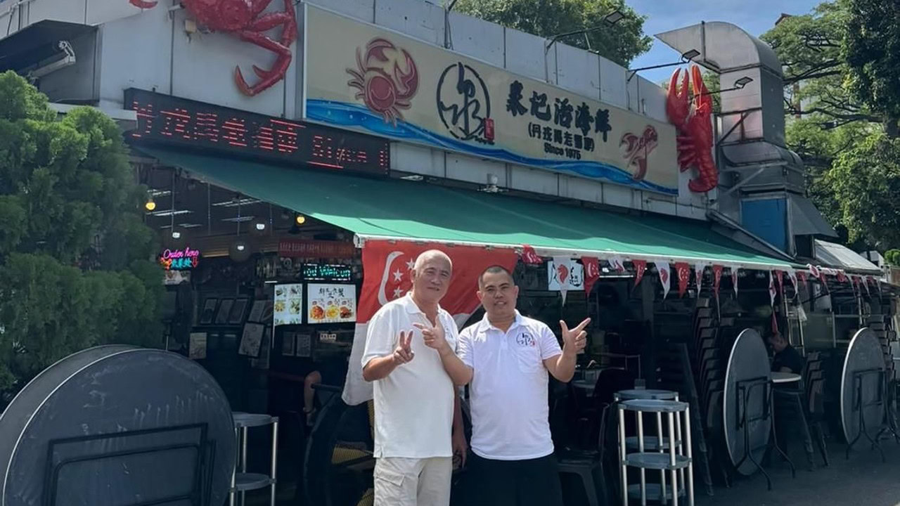 Local Zi Char celebrates SG60 with free meals for seniors and families in need