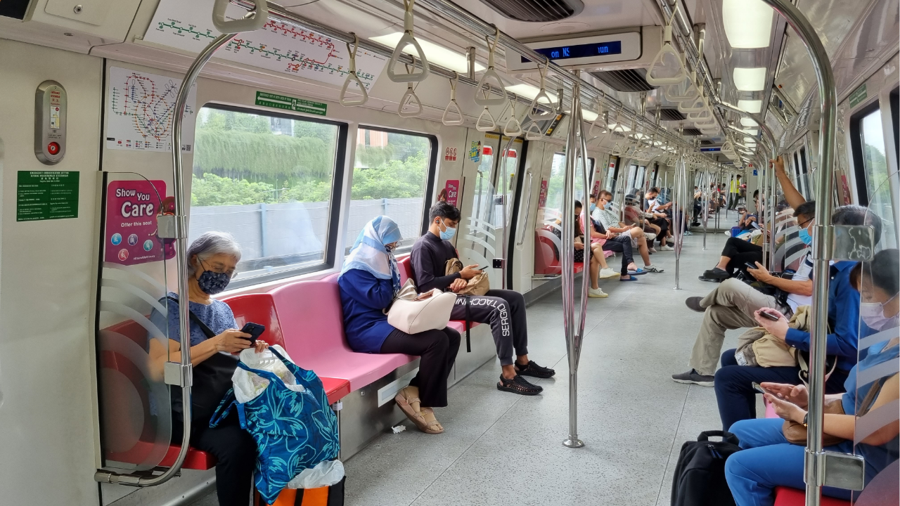 MRT Seat Dispute Leads to S$4,000 Fine for Woman Who Kicked Victim