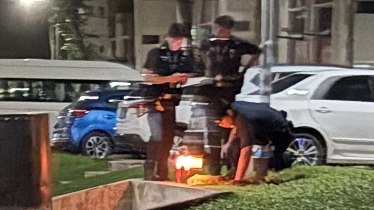 Man seen digging soil with hoe at Ang Mo Kio, residents thought he carried an axe and called police