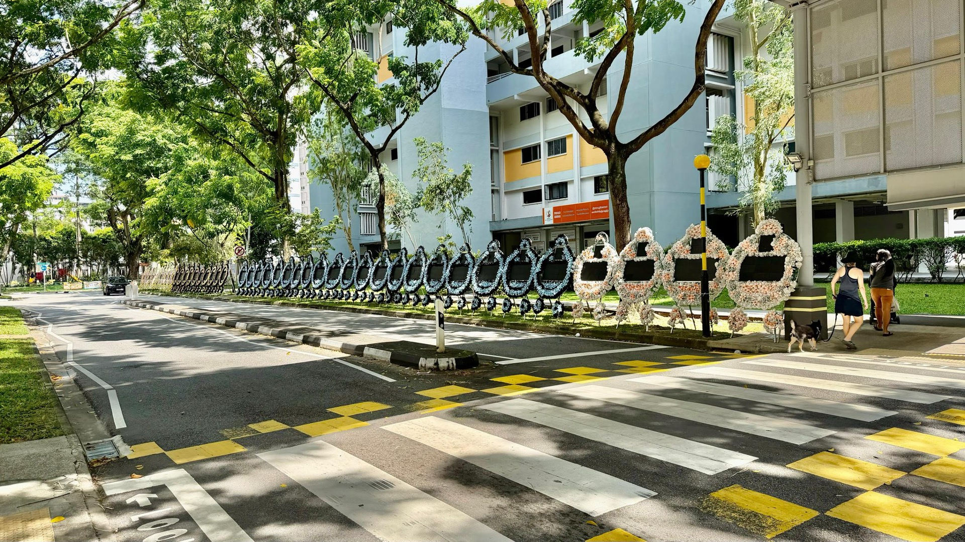 Family refuses to remove 70 LED wreaths placed along Gloucester Road despite safety concerns